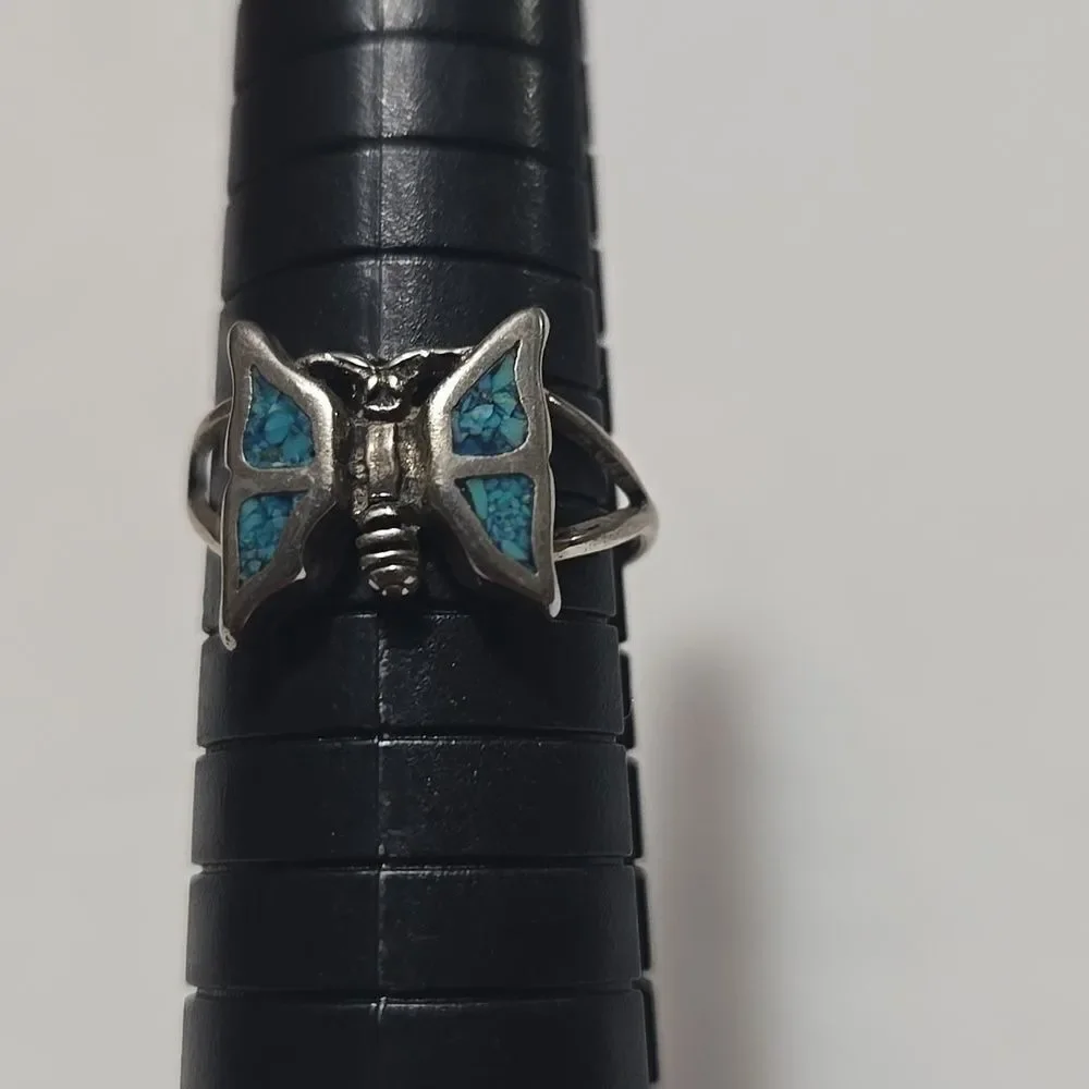 Vintage Native Sterling Silver Butterfly Ring with Chip Turquoise